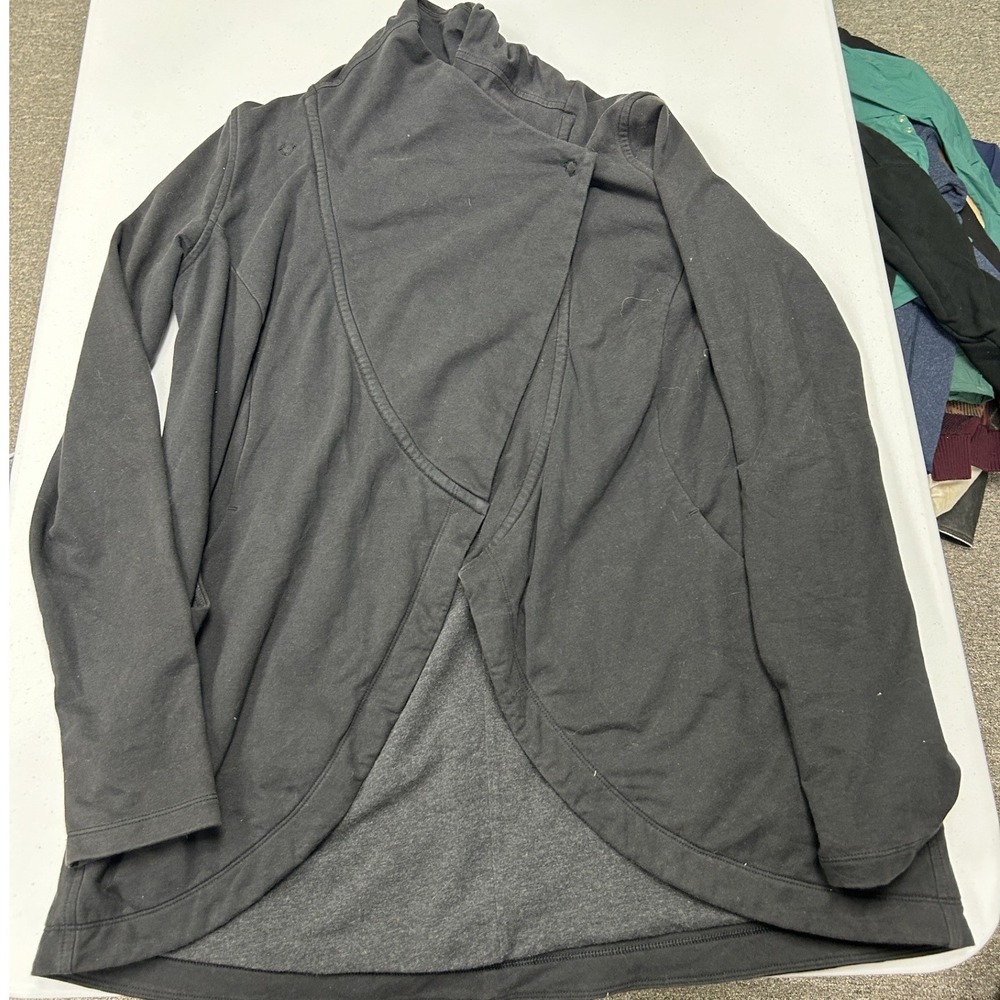 Lululemon Wrap Cardigan Women 10 Gray Asymmetrical Snap Draped Jacket C1
